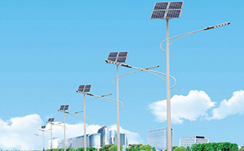 西和北方冬季太阳能路灯的保养要点