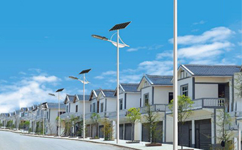 西和太阳能路灯配置与在乡村道路照明中的应用